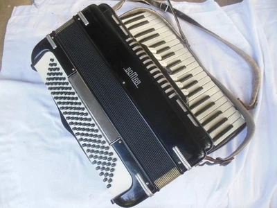 Аккордеон фортепиано Bomar Италии w чехол винтажный - Изображение 1 из 4