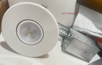 Globe Electric Swivel Round Trim Recessed Lighting 4" 90540 LED灯泡(L9) — 第 1/4 张图片