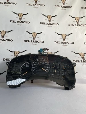 Cuadro de instrumentos velocímetro Chevrolet GMC Yukon Tahoe 2000-2006 OEM usado Foto 1 de 4