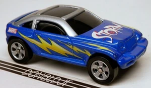 Jeep Jeepster 1999 concept car azul Storm Marvel escala 1/64 diecast - Imagen 1 de 2