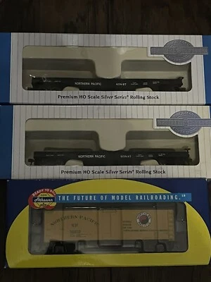 HO Boxcar Gondola cars Bachmann & Athearn Northern pacific railroad Lot of 3 - Image 1 of 4