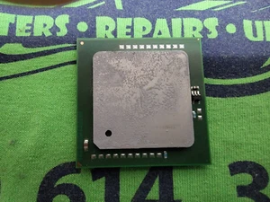 Genuine Intel Xeon CPU 2.8 GHz 1MB Cache Processor Socket 604 SL7DV - Picture 1 of 2