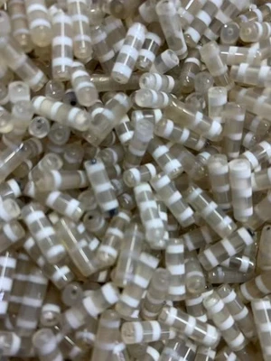 50 piezas de ágata natural blanca tibetana de buena calidad Dzi *3 rayas* ¡Cuentas de 4x13 mm!!!! Foto 1 de 4