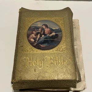 Catholic Holy Bible Commemorative Edition The Marian Year 1957 Patent Pending - Picture 1 of 20