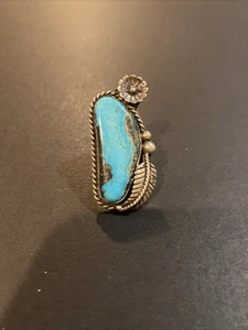 Vintage Navajo Sterling Silver Turquoise Ring Size: 5.75 - Picture 1 of 6