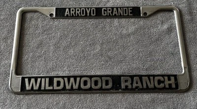 Marco de matrícula de metal vintage Wildwood Ranch Arroyo Grande coches automóvil Foto 1 de 4