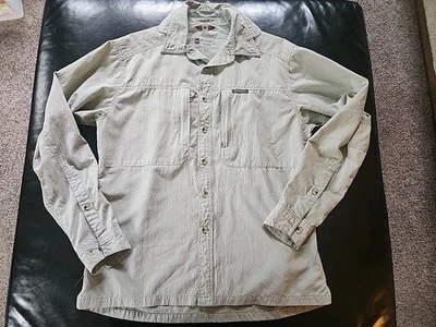 Simms Insect Shield Fly Fishing Shirt w/zip Pockets, Button Up Long Sleeves Sz M - Image 1 of 4