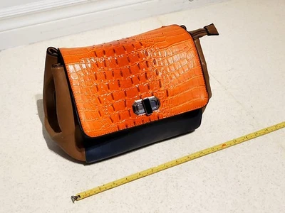 Crocodile Leatherette Purse W/Mega Storage Pockets VGC - Save $ - Image 1 of 4