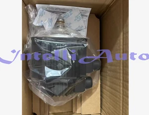 NEW IN BOX Yaskawa SGMG-05A2AB AC Servo Motor - Picture 1 of 6