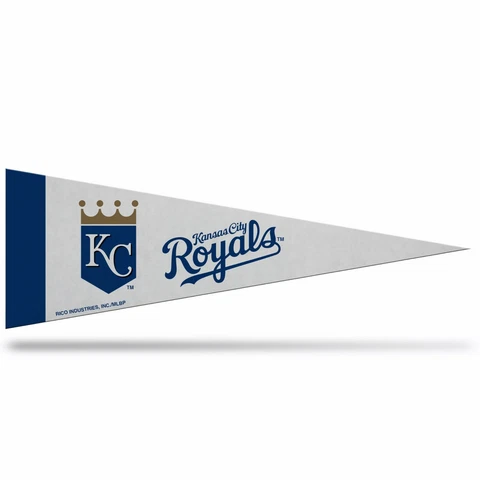 2 Kansas City Royals Middleman Pennants. Felt. 14-1/2" x 5".    #143 Cover