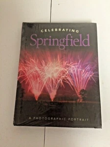 Celebrating Springfield,Missouri A Photographic Portrait By Kimberly Fox Demeza - Imagen 1 de 2