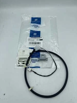 Kit de bloqueo y golpeador de tapa de lavadora GE genuino WH08X37937, AP7225635 Foto 1 de 2