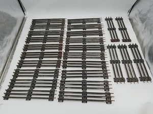 Lot of 25 Vintage Lionel Trains 3 Rail Straight Track Lot - Picture 1 of 5