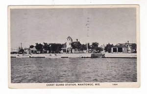 1944 MANITOWOC WISCONSIN COAST GUARD STATION BOATS VINTAGE POSTCARD WI OLD ! - Picture 1 of 2