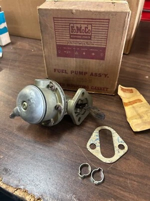 Bomba de combustible Ford Fairlane 500 Mercury Meteor 170 1962 1962 motor de 6 cilindros C2 OZ nuevo de stock Foto 1 de 4