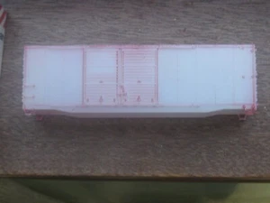 McKean Ref. 301 " Undecorated & No Colour" 40 Ft Dble Door Boxcar. HO. - Picture 1 of 6