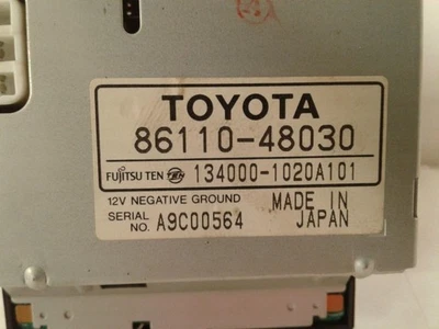 二手信息娱乐显示屏 适合:2002 雷克萨斯 RX300 显示屏 A 级 — 第 1/4 张图片