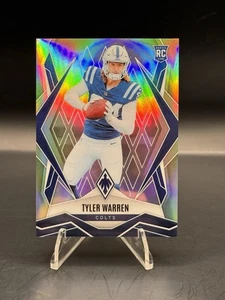 Tyler Warren 2025 Panini Phoenix Fútbol RC Novato Plata Paralelo #185 - Imagen 1 de 2