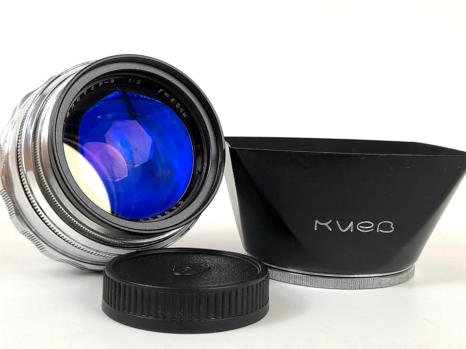 JUPITER-9  RED "P" EARLY SILVER 85mm f/2  ARSENAL Carl Zeiss Sonnar DESIGN - Image 1 of 4