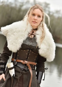 Battle-Merchant Wikinger Schulterfell aus Lammfell, weiß Mittelalter LARP Kostüm - Bild 1 von 8