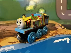 Wooden Railway PAINT SPLATTERED THOMAS Thomas & Friends Learning Curve Brio - Picture 1 of 7