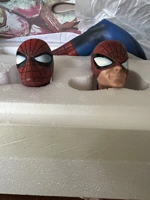 Comica exclusiva de Spider-man de Sideshow Collectibles Foto 1 de 4