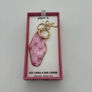Bolso Cartera Piper K Dorado Rosa Lazo Coqueta Dije y Llavero, Viral TikTok NUEVO - Imagen 1 de 4