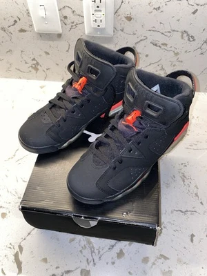 Air Jordan 6 Retro BG Infrared Black/Red Size 6.5Y Model 384665-023 2014 Used - Image 1 of 4