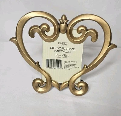 Marco de fotos tono dorado en forma de corazón de Elsa L. 2,5 X 3,5 Foto 1 de 4