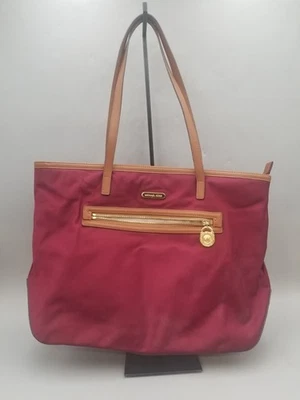 Bolso de Mano Michael Kors Kempton Borgoña Nylon con Cremallera Foto 1 de 4