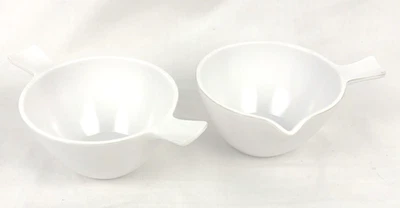 VTG White Melamine Creamer & Sugar Bowl 3” Tall RETRO MCM Kitch Grandma Core - Image 1 of 4