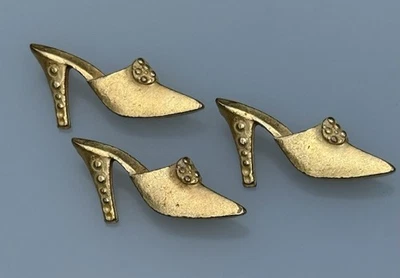 "Lote 3 botones figurativos zapatos de tacón alto dorados vintage 1 3/8"" x 5/8""" Foto 1 de 4