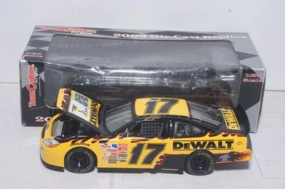 2003 Matt Kenseth #17 DEWALT Champion 1/24 Team Calibre NASCAR Diecast Pit Stop Foto 1 de 4