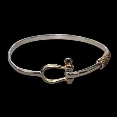 Pulseira de prata esterlina gancho dois tons envoltório de fio manilha 6,5" 9,7 g - Imagem 1 de 4