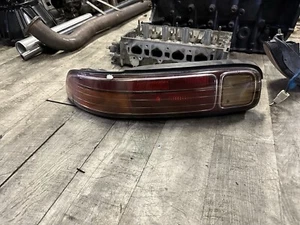 Lexus sc300/400 taillight - Picture 1 of 2