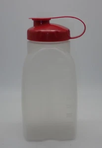 Vintage Rubbermaid Servin' Saver 1 Qt Drink Container w/ Paprika Red Pour Lid - Picture 1 of 7