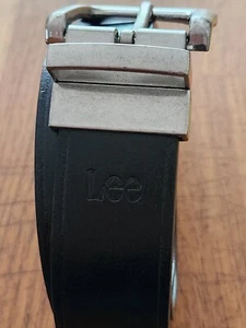 Size 42 Lee Men's Black  Bonded Leather Belt Silver Metal Buckle - Picture 1 of 11