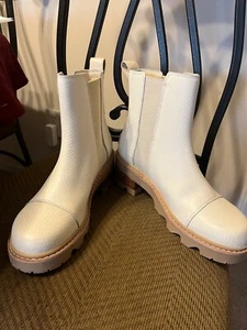 Sorel Joan Now Chelsea Boots Womens Sz 11 Solid Outdoor Casual Pull On - Picture 1 of 3