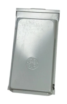 GE GE1LU032SS  100A 2-Space 2-Circuit  240V Unmetered RV Outlet Box — 第 1/4 张图片