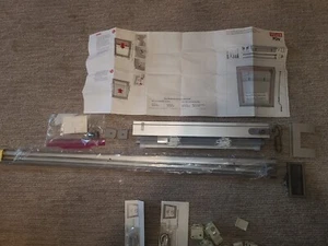 Two Velux PDV-106-9150 New White Manual Venetian blind for Velux Skylight, NOS - Picture 1 of 12