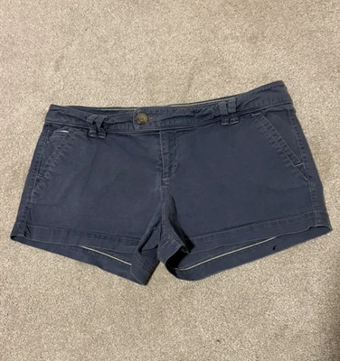American Eagle Womens Chino Shorts 3.5 Inch Inseam Gray, Sz 14 - Image 1 of 4