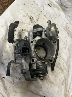 Mitsubishi Eclipse 2000-2005 2,4 L carrocería del acelerador montaje sensor X7 Foto 1 de 4