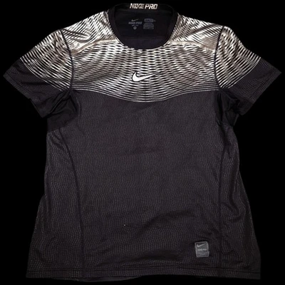 Nike Pro Hypercool Fitted Men Training T-Shirt Reflective Size M - Image 1 of 4