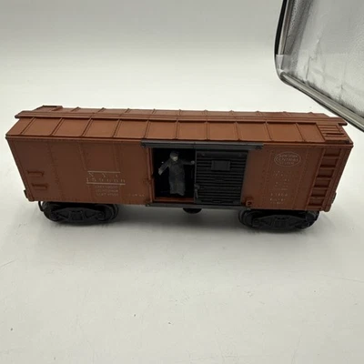 LIONEL POSTWAR X3464 NEW YORK CENTRAL OPERATING BOXCAR NYC #159000 **READ** - Image 1 of 4