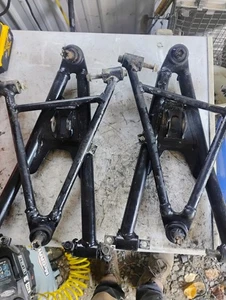 2008 KAWASAKI KFX 450 R KFX450R FRONT CONTROL A ARM SET UPPER AND LOWER ALL 4 - Picture 1 of 10