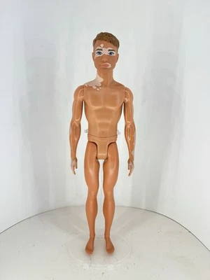 Boneca Vitilingo Ken 2016 Mattel Fashionistas - Nua - Imagem 1 de 4