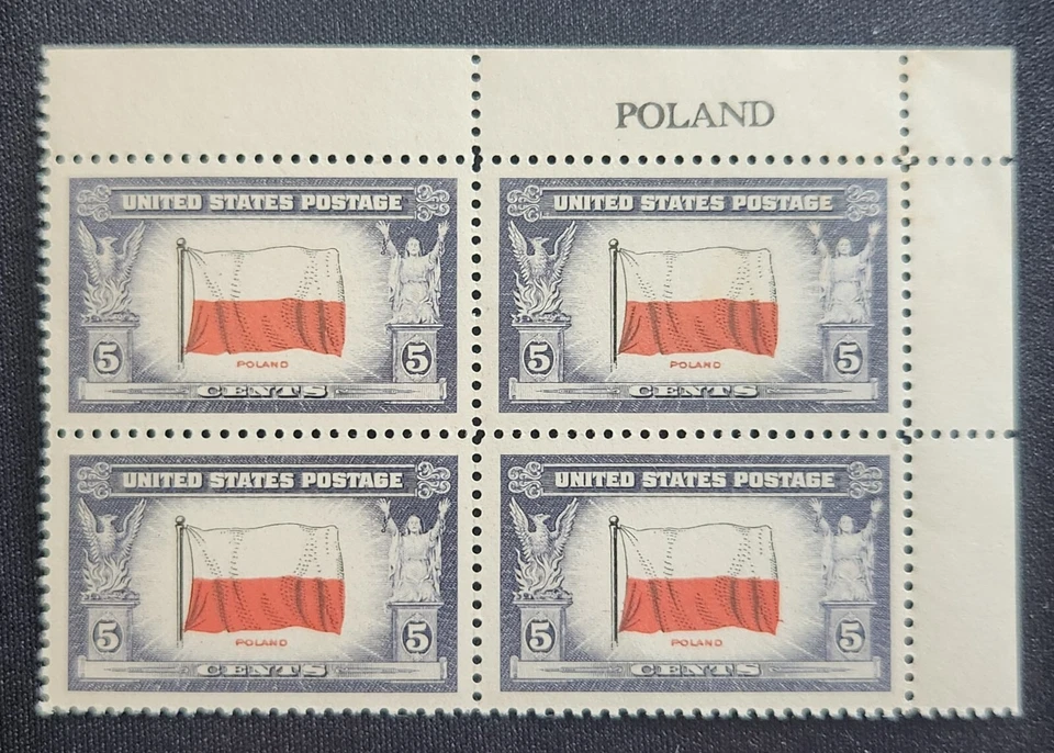 US Scott 909 - Poland - MNH - 1943 Issue - Name Block of 4 - Image 1 of 1