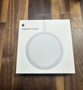 Apple Original A2140 MHXH3AM/A MAGSAFE CHARGER BRAND NEW SEALED - Picture 1 of 5
