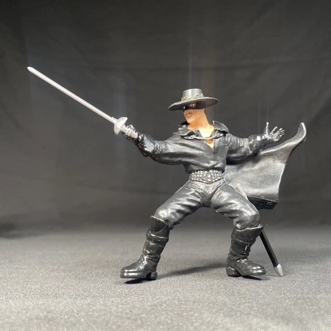 Vintage 2000 Papo The Mask of Zorro 3.5" Zorro Action Figure RARE Cover