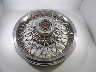 Tapacubos de radios de alambre de 14" Ford Maverick Mercury años 70 de colección OEM cubierta de rueda Foto 1 de 4